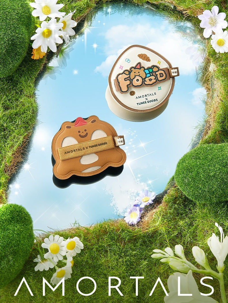 AMORTALS x TUNEE GOODS Croissant Makeup Sponge Set
