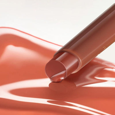 Out of Office 2-in-1 Lip Balm & Lip Liner Duo creamy lipstick